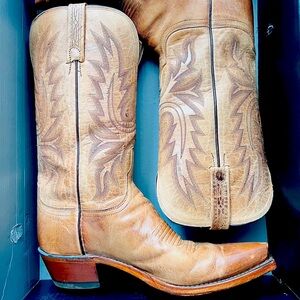 👢Lucchese Savannah Women’s Boots